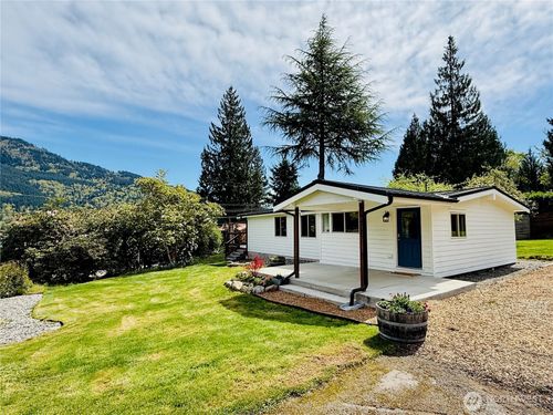 477 W W Lake Samish Dr, Bellingham, WA, 98229-9368 | Card Image