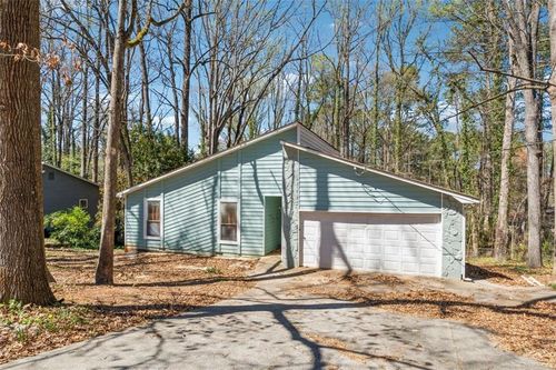 5045 Carole Pl, Stone Mountain, GA, 30087-4017 | Card Image