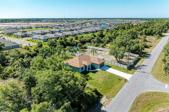 756 Bowman Ter, House other with 3 bedrooms, 2 bathrooms and null parking in PORT CHARLOTTE FL | Image 49