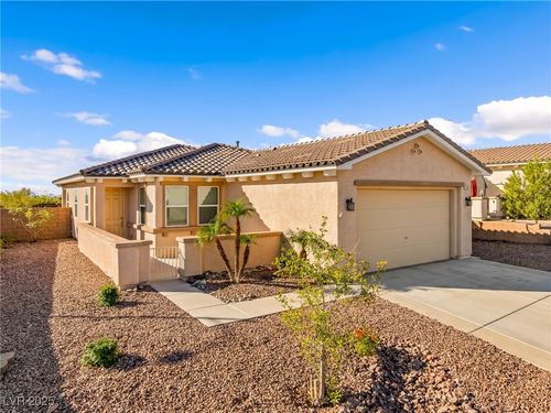 2341 Thornwood Castle Dr, Laughlin, NV, 89029-0027 | Card Image