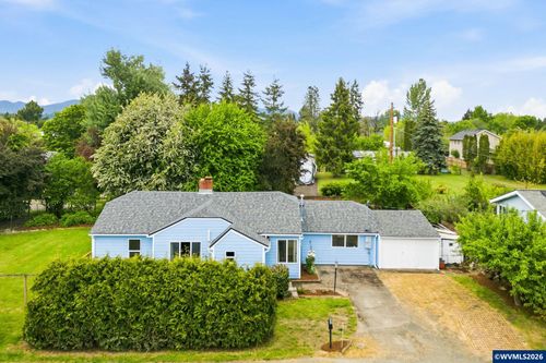 5215 Sw Blueberry Dr, Corvallis, OR, 97333-3948 | Card Image