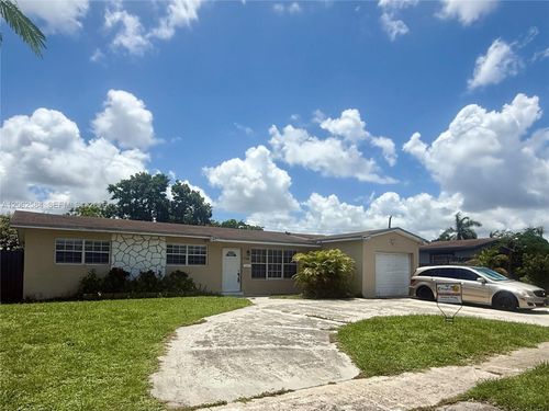 7710 Nw 5th St, Pembroke Pines, FL, 33024-7060 | Card Image