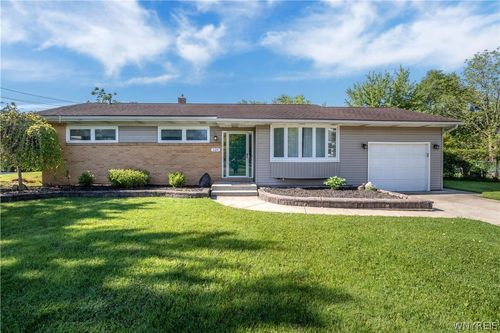 120 Frankhauser Rd, Amherst, NY, 14221-4333 | Card Image