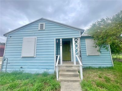 148 N Rife Street, House other with 2 bedrooms, 2 bathrooms and null parking in Aransas Pass TX | Image 1