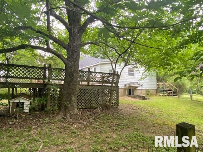 1072 Creal Springs Rd, House other with 2 bedrooms, 2 bathrooms and null parking in Creal Springs IL | Image 4