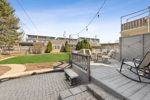 267 N Larch Ave, Elmhurst, IL, 60126-2731 | Card Image