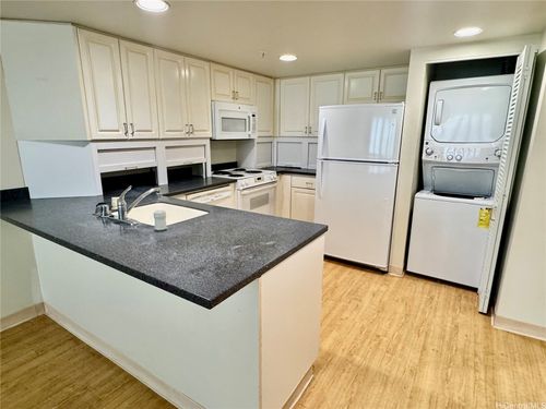 407-1314 Kalakaua Ave, Honolulu, HI, 96826-1901 | Card Image