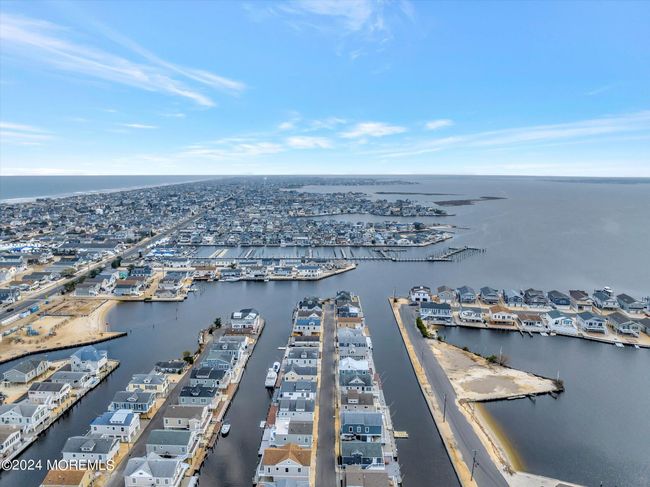 3309 Moonrise Ln, House other with 3 bedrooms, 2 bathrooms and null parking in Lavallette NJ | Image 48