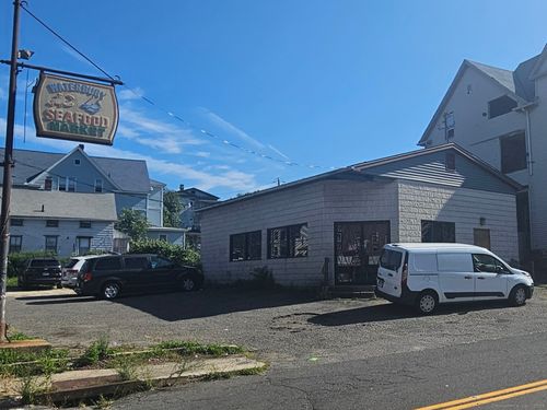 1005 Baldwin St, Waterbury, CT, 06706-1710 | Card Image