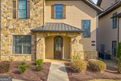 102-17 Cottage Ln, Toccoa, GA, 30577-2541 | Card Image