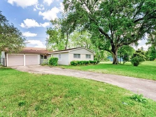 180 Sparrow Way, Beaumont, TX, 77707-2067 | Card Image