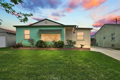 4708 Oliva Ave, Lakewood, CA, 90712-3515 | Card Image