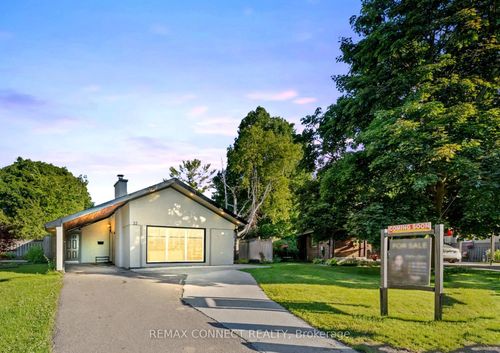 23 Penetang Cres, Scarborough, ON, M1K4Y4 | Card Image