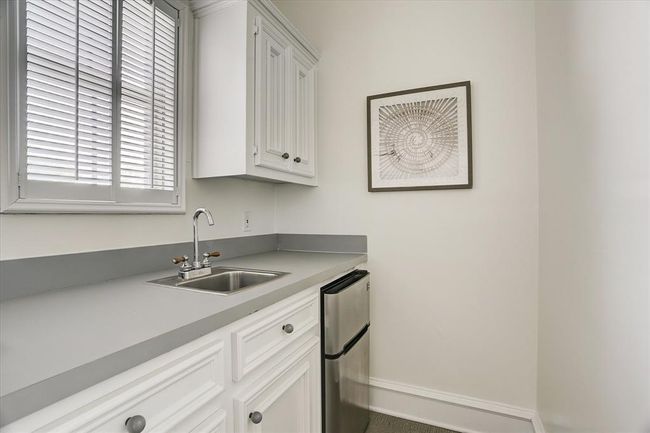 5411 Pine St, House other with 5 bedrooms, 5 bathrooms and 3 parking in Bellaire TX | Image 43