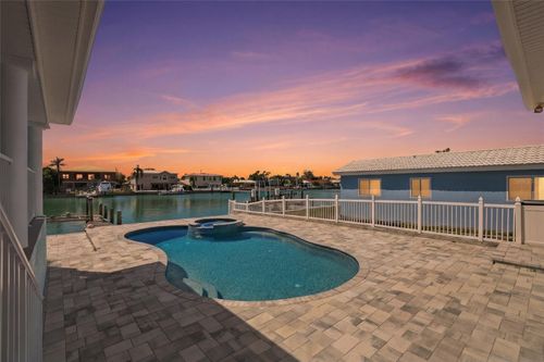 11850 7th St E, TREASURE ISLAND, FL, 33706-1003 | Card Image