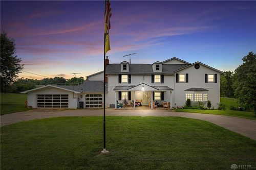 1901 Armstrong Rd, Fairborn, OH, 45324-9734 | Card Image