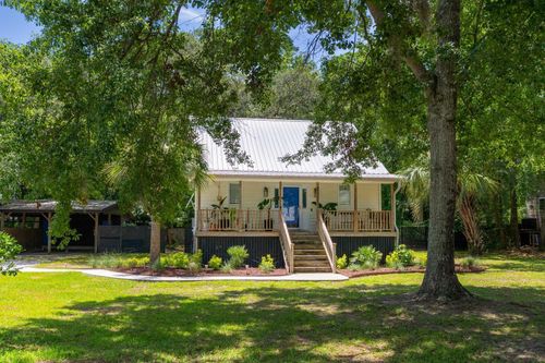 1515 N Lakeshore Dr, Mount Pleasant, SC, 29466-8895 | Card Image