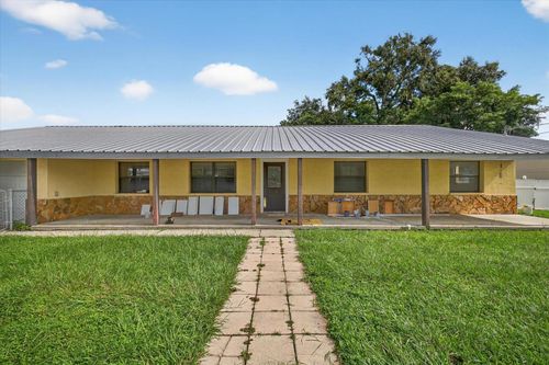 104 Apache Ln, Seffner, FL, 33584-4702 | Card Image