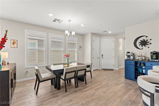 6620 Roseton St, House other with 2 bedrooms, 2 bathrooms and null parking in North Las Vegas NV | Image 14
