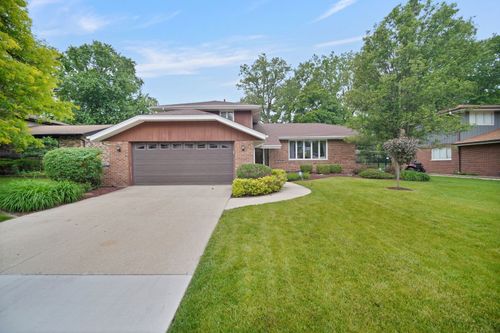 13060 S Cypress Ln, Palos Heights, IL, 60463-1923 | Card Image