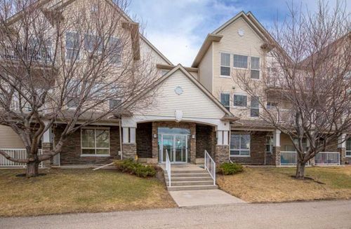 101-1000 Applevillage Court Se, Calgary, AB, T2A7Z4 | Card Image