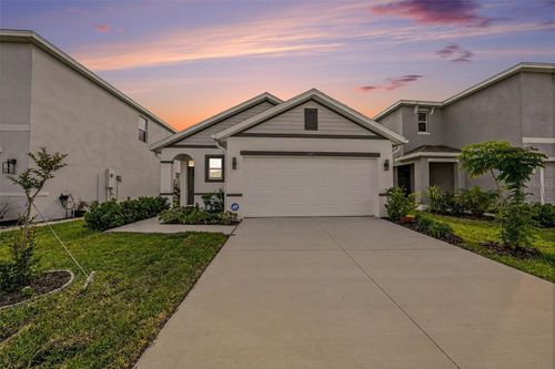 6298 Wandering Willow Dr, WESLEY CHAPEL, FL, 33545-5357 | Card Image
