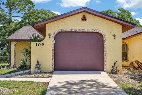 109 Shangri La Cir, EDGEWATER, FL, 32132-2217 | Card Image