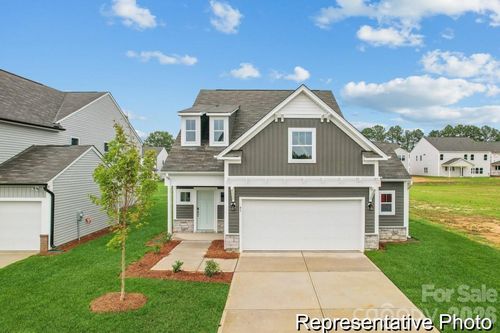 1009-36170 Greg Norman Dr, Lancaster, SC, 29720-9027 | Card Image
