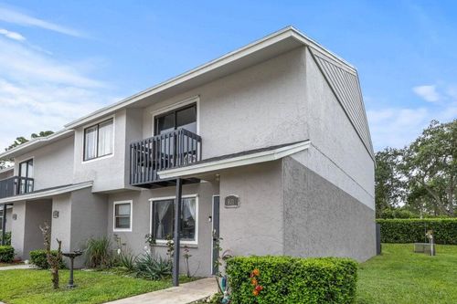 901 Riverside Dr, Greenacres, FL, 33463-2389 | Card Image