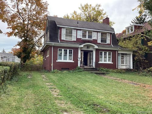 540 E Boston Blvd, Detroit, MI, 48202-1323 | Card Image