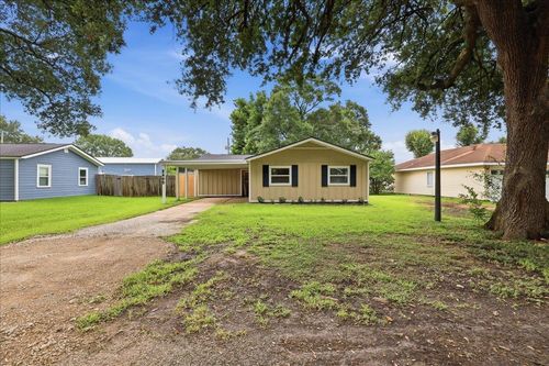 2409 Grand Blvd., Port Neches, TX, 77651 | Card Image
