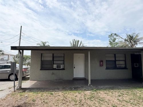 1-2404 10th St W, BRADENTON, FL, 34205-7016 | Card Image