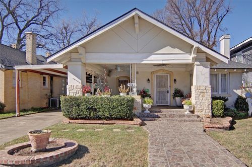 3104 S Adams St, Fort Worth, TX, 76110-6717 | Card Image