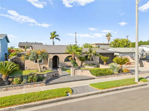 1915 W Clearbrook Ln, Anaheim, CA, 92804-3518 | Card Image