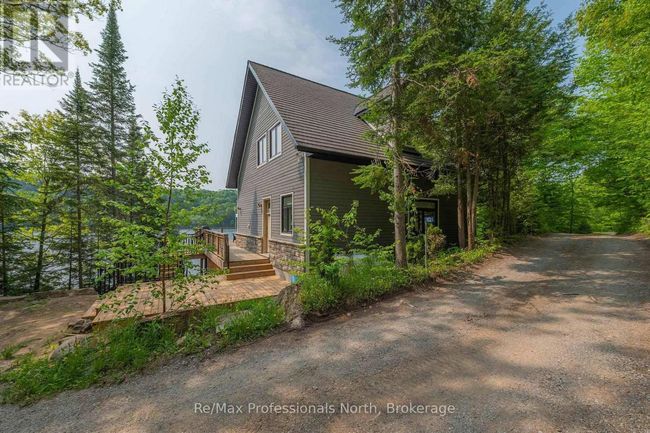 1024 Albert Lane E, House other with 5 bedrooms, 3 bathrooms and 3 parking in Algonquin Highlands (Sherborne) ON | Image 6
