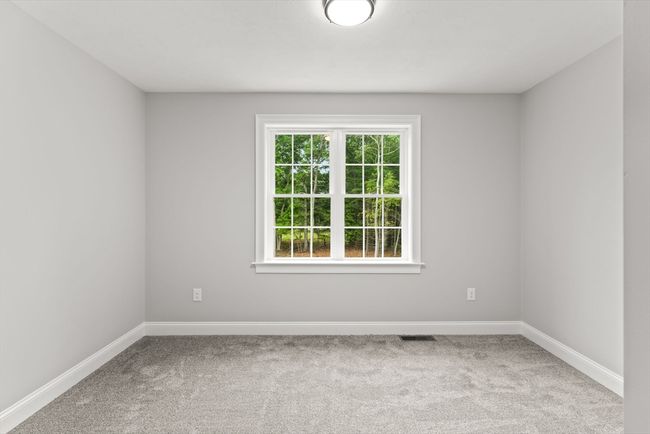 10 Leonard St, House other with 4 bedrooms, 3 bathrooms and 6 parking in Lakeville MA | Image 36