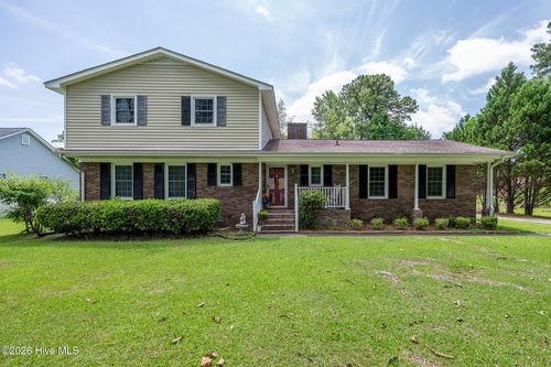 1002 Karen Dr, New Bern, NC, 28562-2424 | Card Image