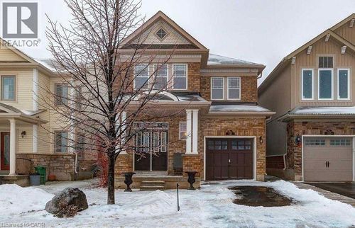 131 Spring Creek Dr, Hamilton, ON, L8B1V7 | Card Image