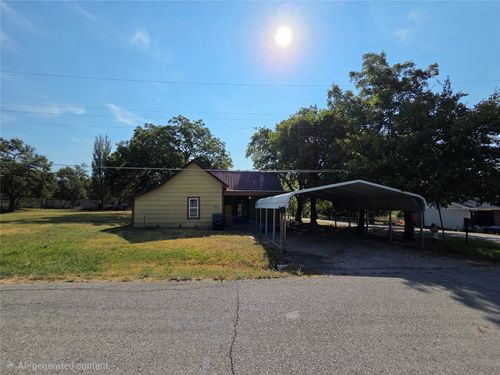 709 W 17th St, Sulphur, OK, 73086-4209 | Card Image
