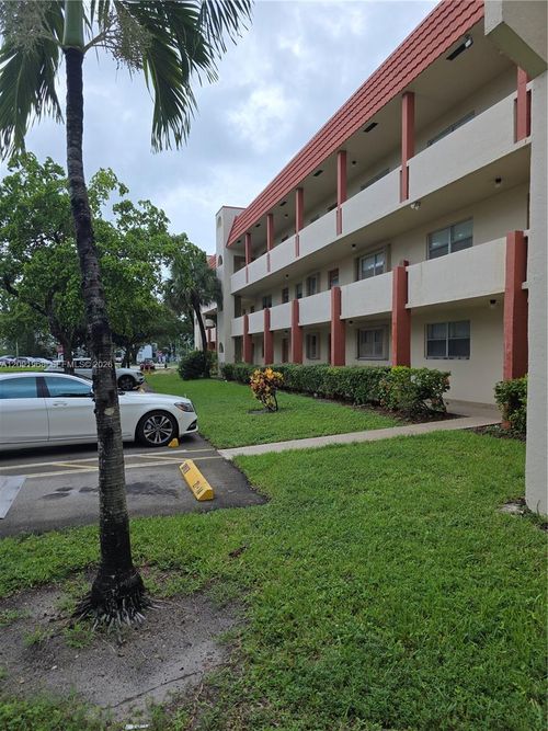 107-3071 E Sunrise Lakes Drive, Sunrise, FL, 33322 | Card Image