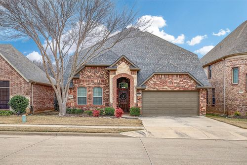 4525 Seventeen Lakes Ct, Roanoke, TX, 76262-3741 | Card Image