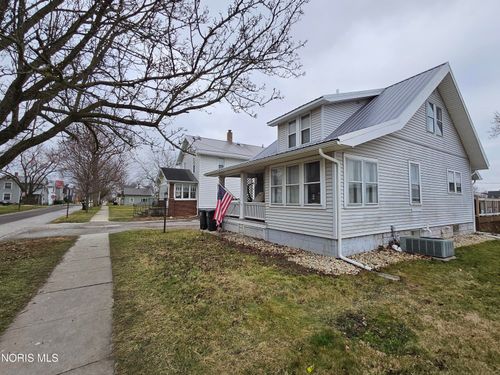 212 Hazel St, Upper Sandusky, OH, 43351-1247 | Card Image