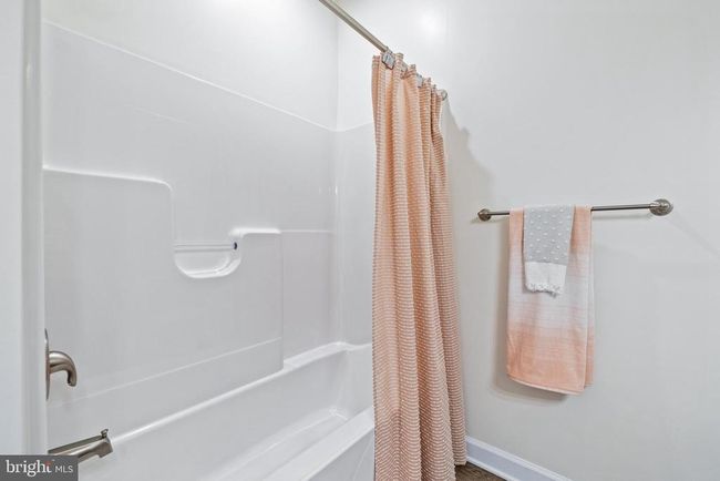 102 - 2340 Hadley Blvd, Condo with 1 bedrooms, 1 bathrooms and null parking in ENOLA PA | Image 12