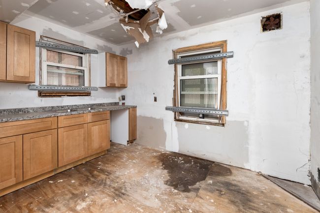 Kitchen | Image 9