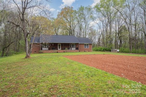 3720 Lanes Creek Rd, Marshville, NC, 28103-8700 | Card Image