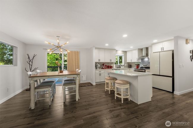 24028 6 Th Pl W, House other with 4 bedrooms, 4 bathrooms and 2 parking in Bothell WA | Image 11