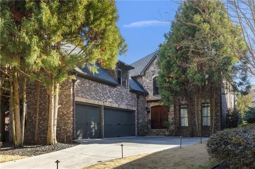 33 Cliftwood Dr, Atlanta, GA, 30328-4839 | Card Image