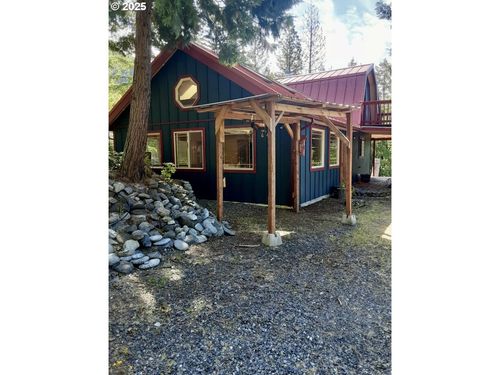 4580 Old House Creek Rd, Agness, OR, 97406-9717 | Card Image