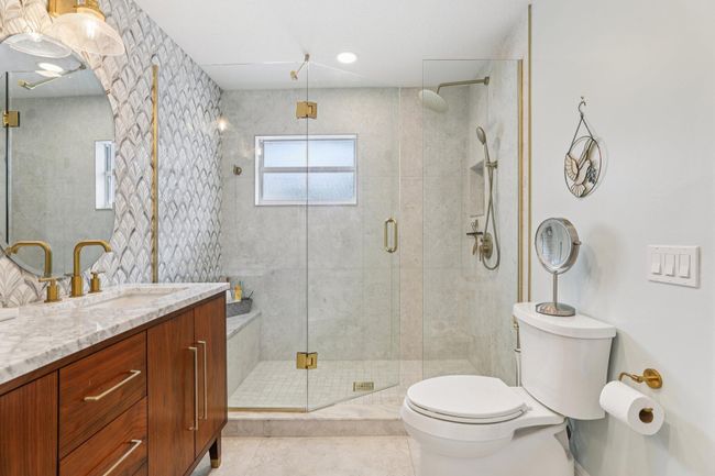 9830 Oak Trl, House other with 3 bedrooms, 3 bathrooms and null parking in Sebastian FL | Image 13