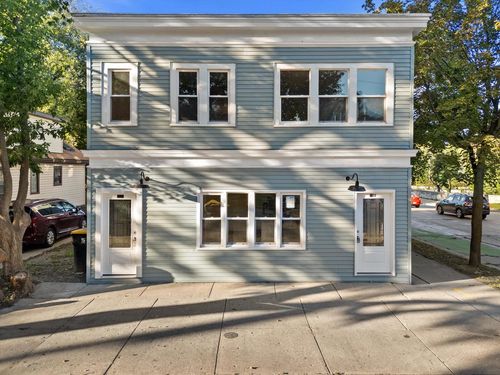 6802-6800 Auburn Avenue, Wauwatosa, WI, 53213 | Card Image